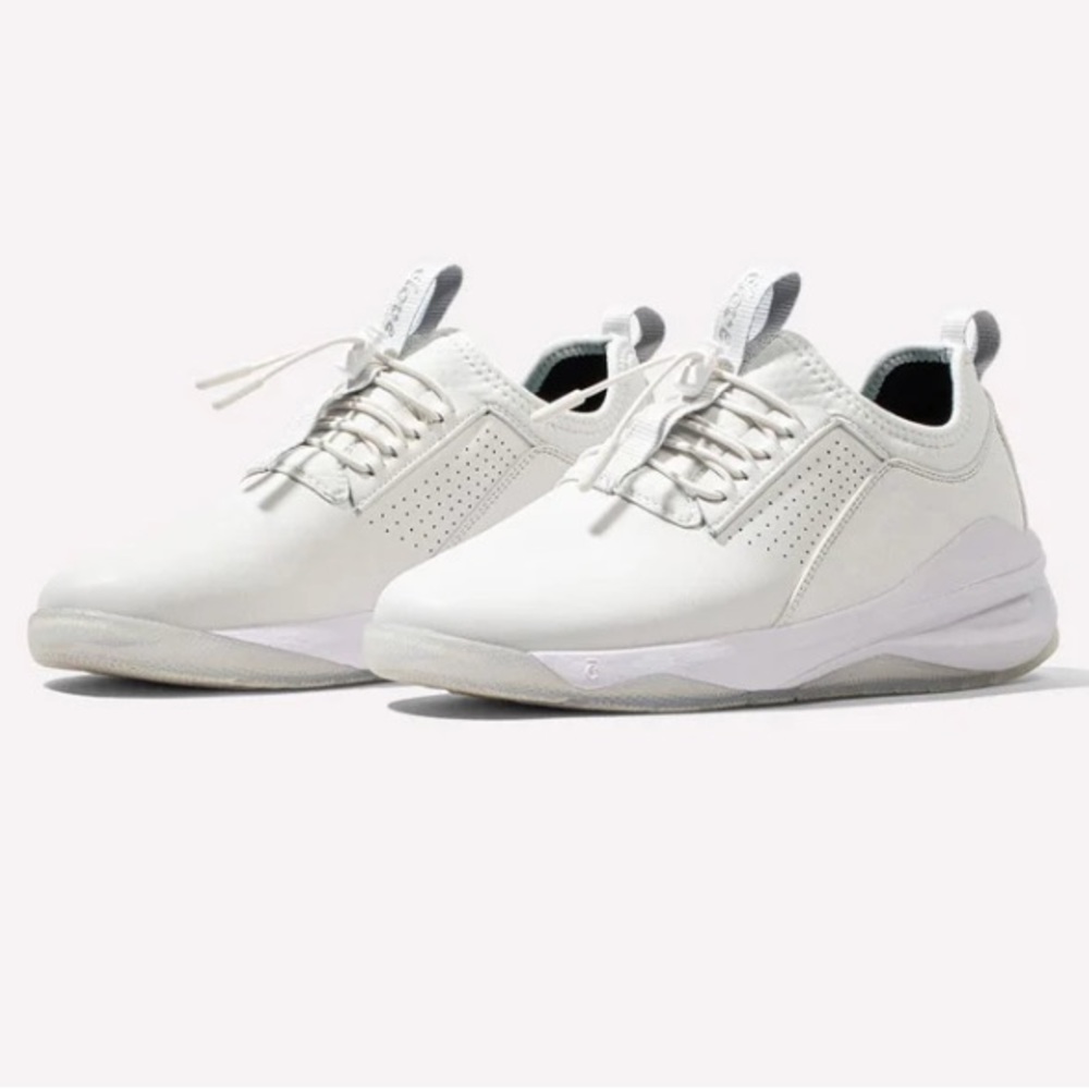 Clove Women’s Classic Brilliant White Size 7.5
